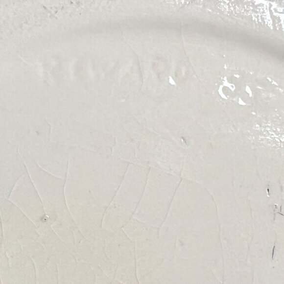 Reward Hand-Painted Ceramic Farmhouse Scene Round Lidded Trinket Box - Picture 7 of 13